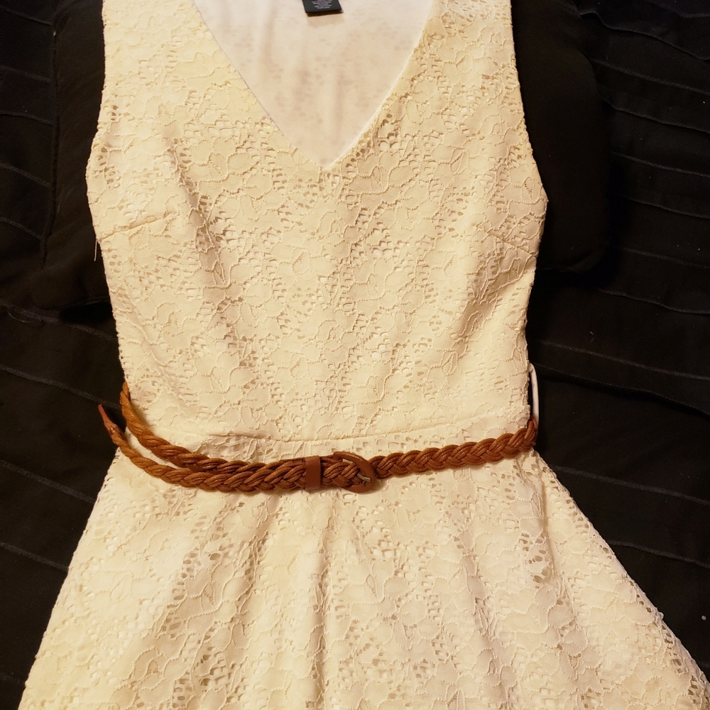 Dress - Picture 3 of 6